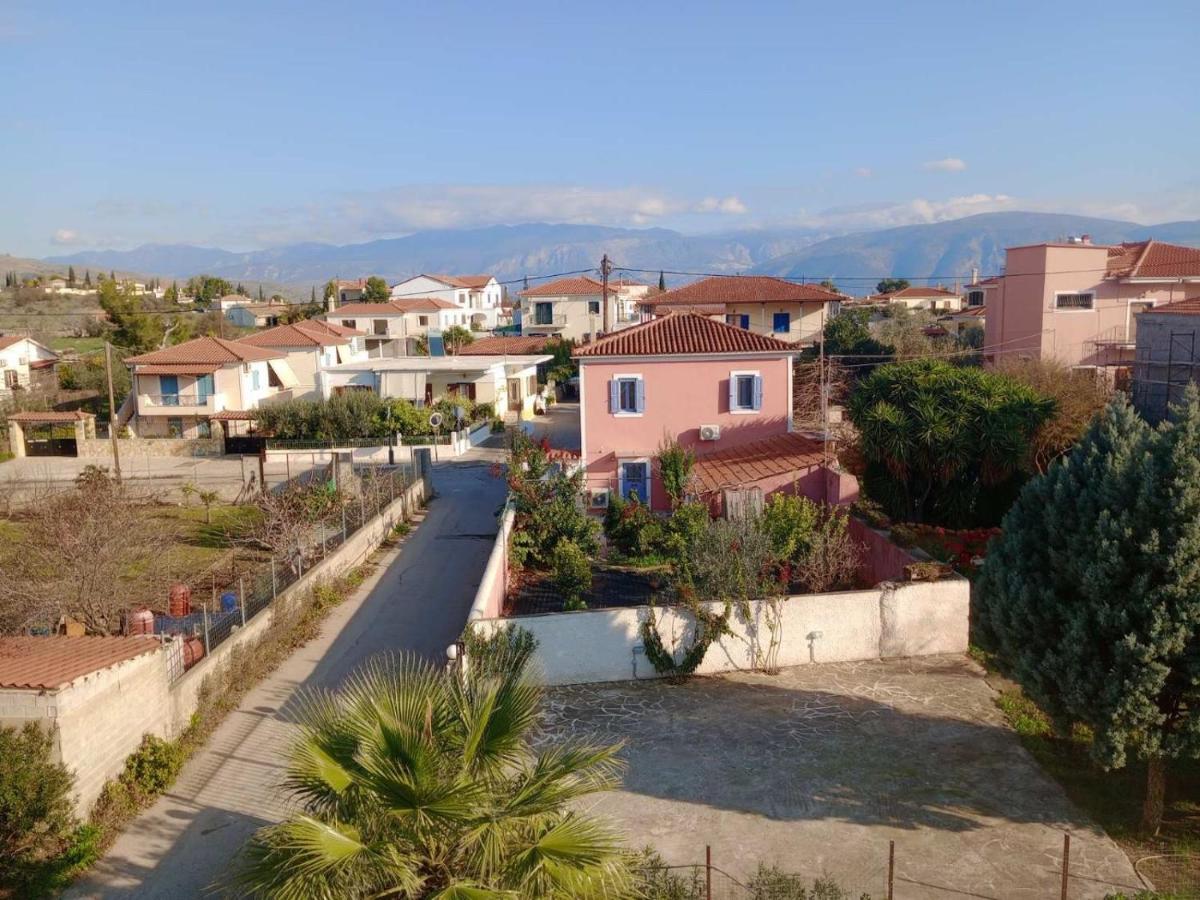Holiday home Delphi View!