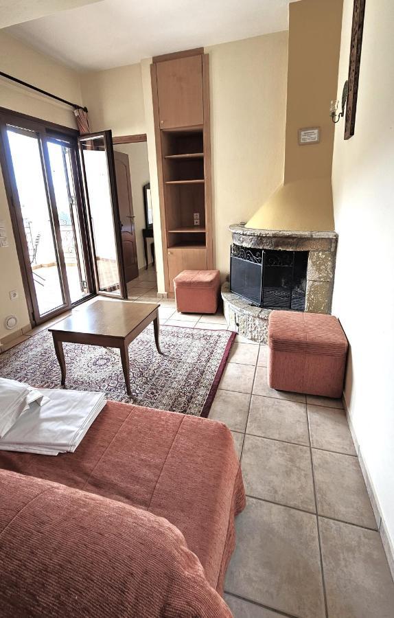 Hotel Lithos Kalavryta