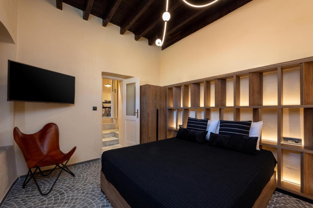 Townhall Apartment *