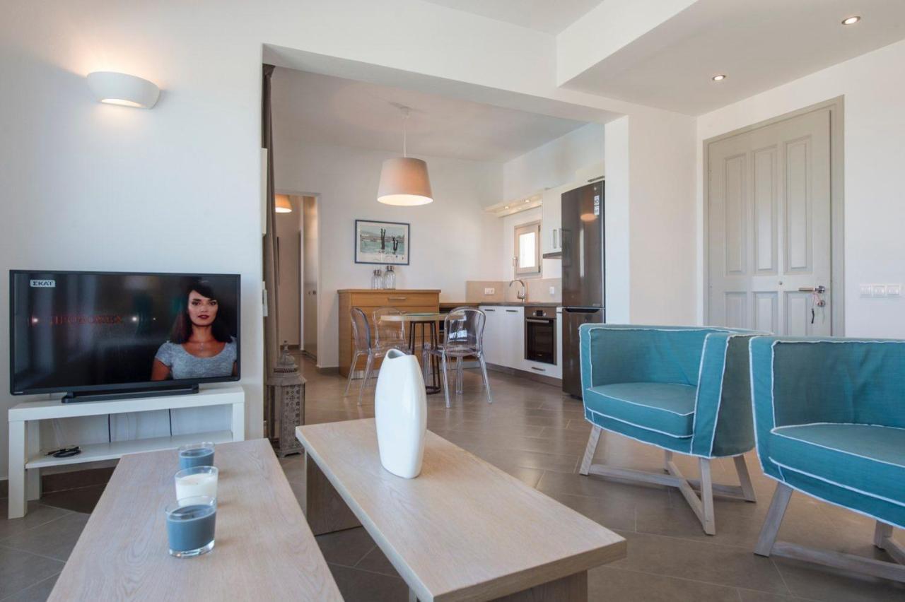 Platinum Paros 3 Bedroom Amazing Sea Views Private Infinity Pool Access Parikia Parasporos