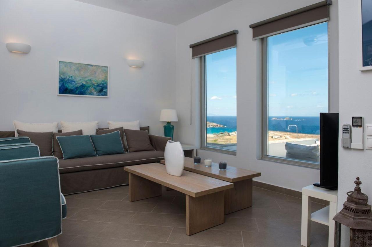 Platinum Paros 3 Bedroom Amazing Sea Views Private Infinity Pool Access Parikia Villa Parasporos