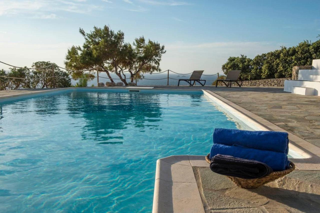 Platinum Ocyrhoe Iii 4 Bedrooms Private Pool Fantastic Sea Views Parikia Villa Parikia (Paros)