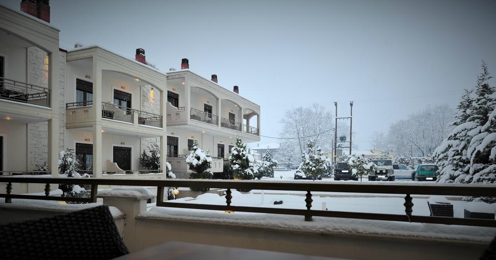 Eliton & Hotel 3*