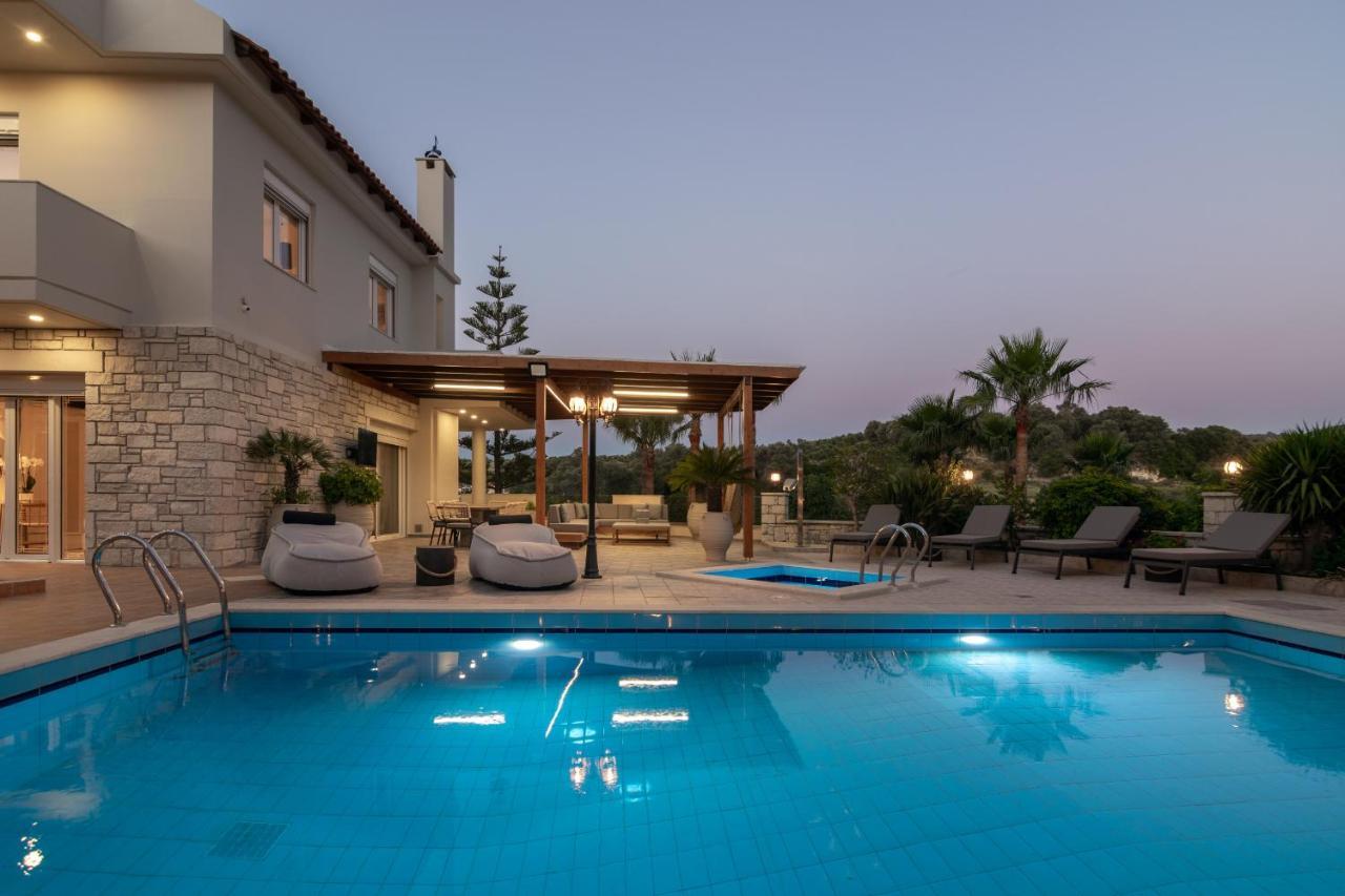 Kipo Paradiso 6 Yoga & Gym Villa