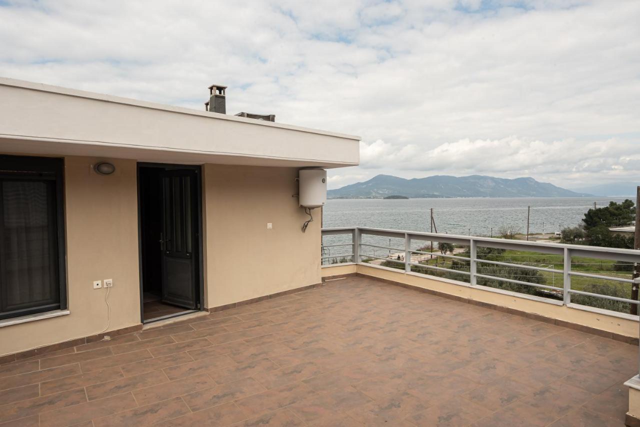 Seacoast 3 ! Apartment Kamena Vourla