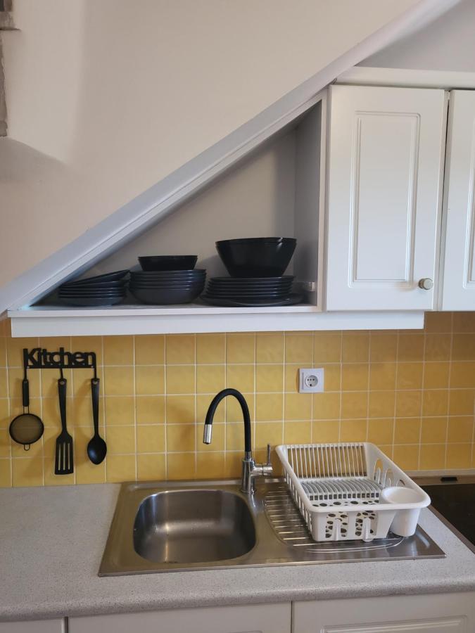 Sunflower Maisonette With Attic Holiday home Loutraki (Corinthia)