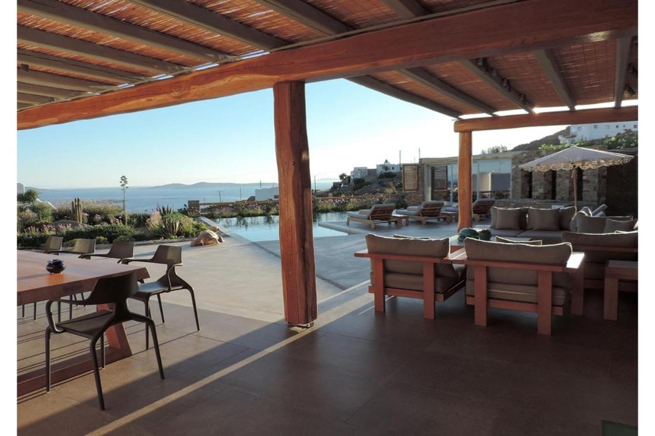 Villa La Isla Bonita: Luxury Mykonos Retreat With Sea Views