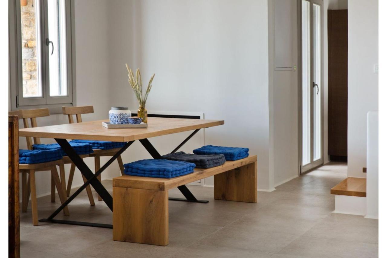 La Isla Bonita: Luxury Mykonos Retreat With Sea Views