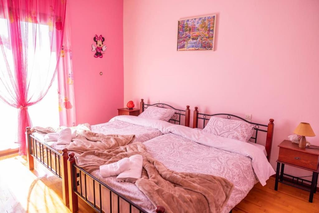 Roula's Cosy
