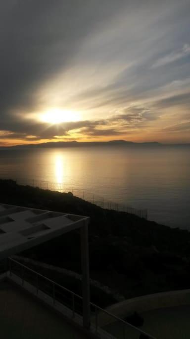 Apartment Seascape Tersanas