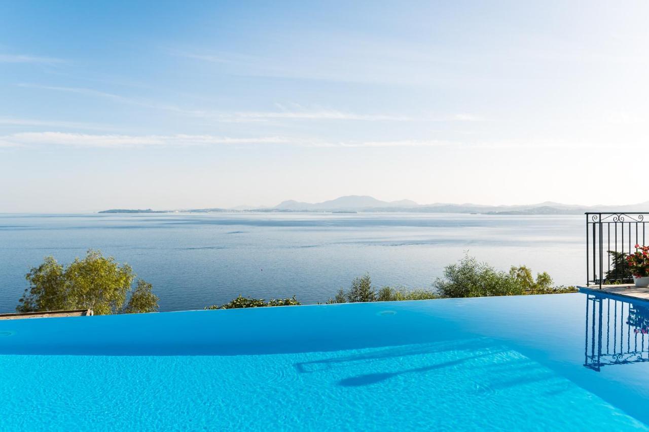 Four-bedroom Eleni By Konnect, With Private Pool & Stunning Seaview Villa *