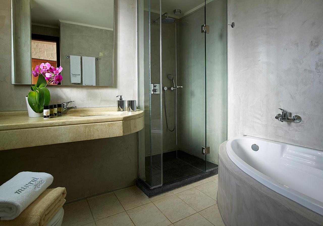 Hotel Mistral - For Solo Travelers 3*