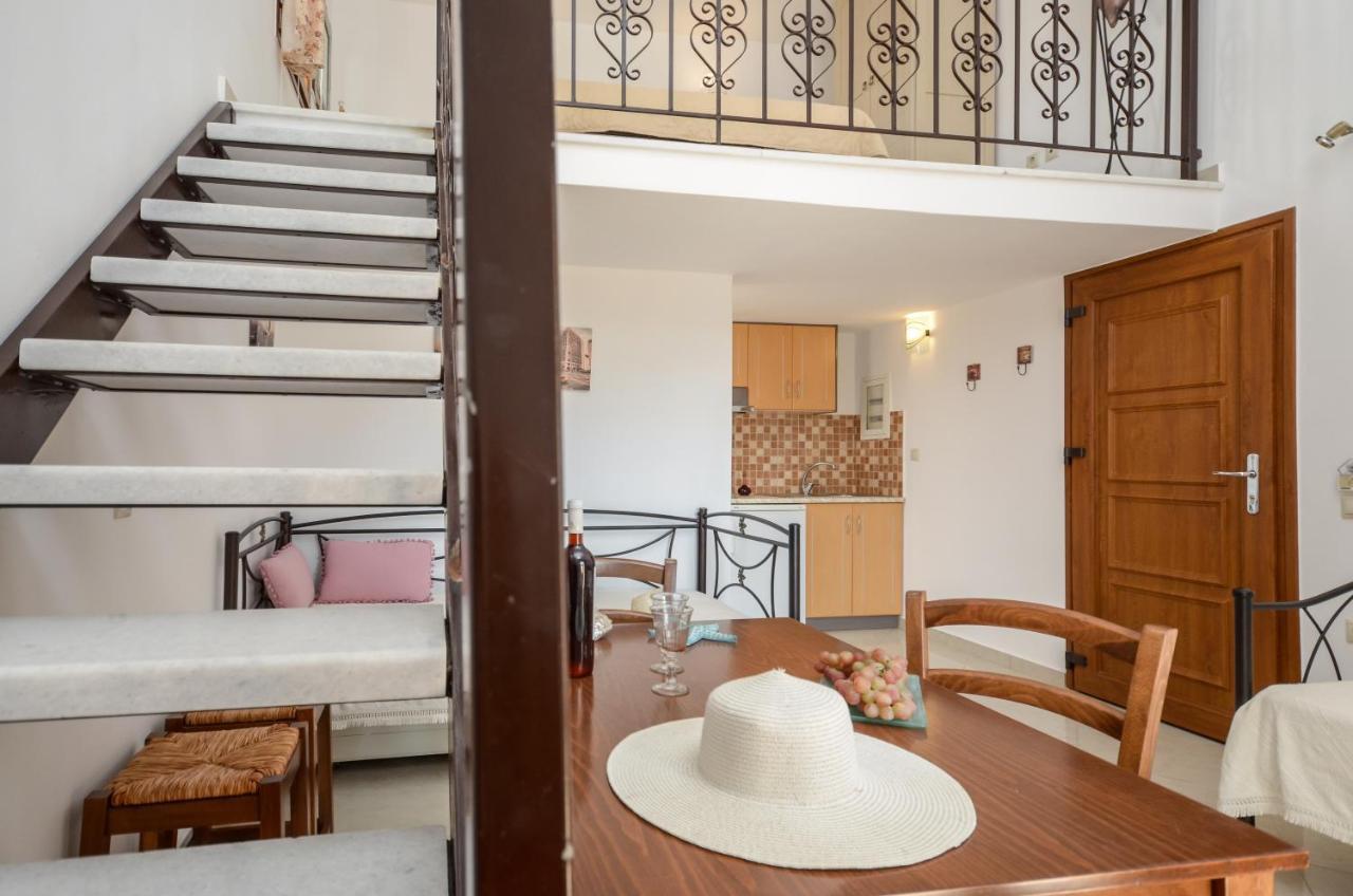 Apartment Mateus 2 *