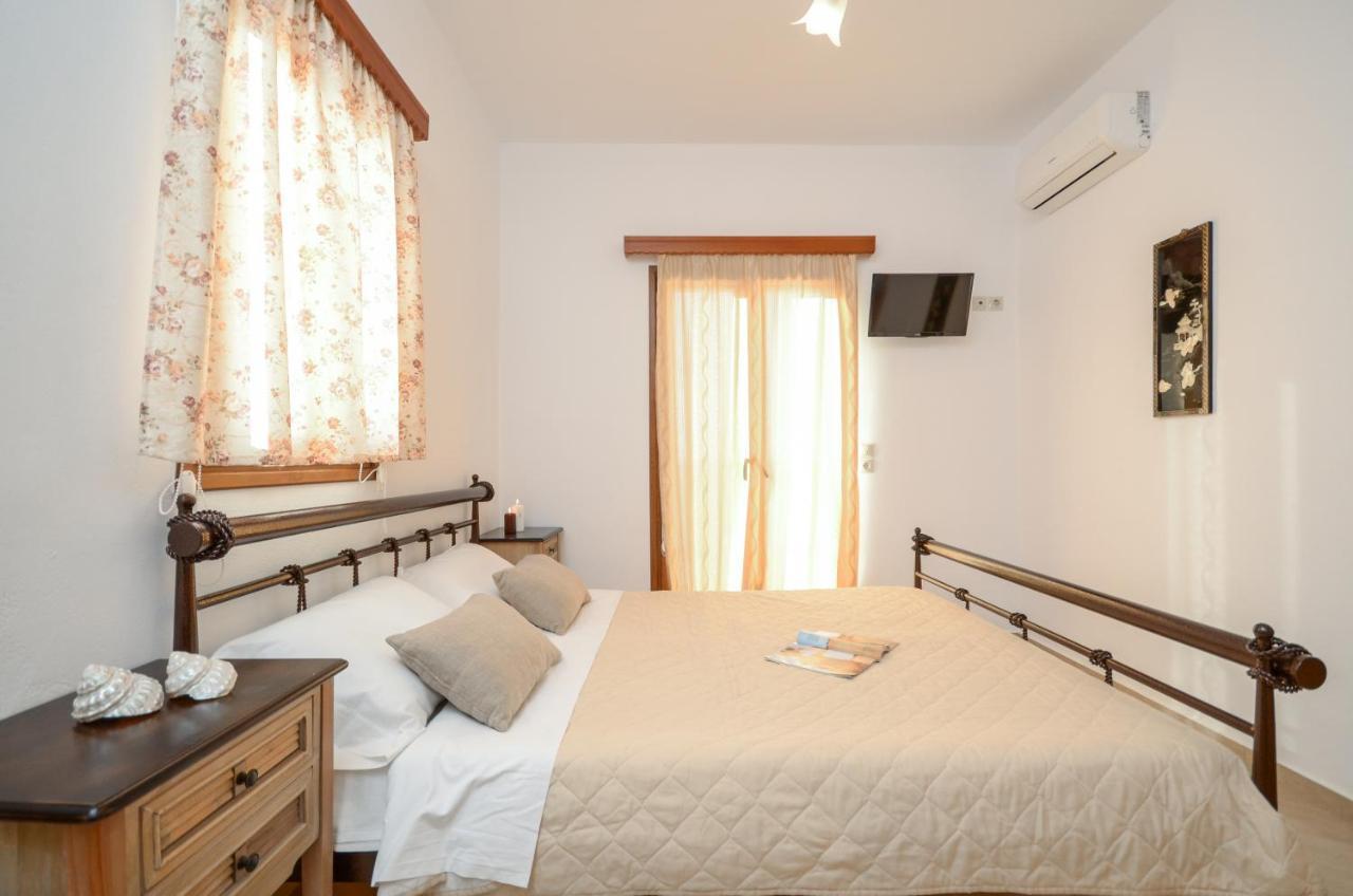 Mateus 2 Plaka (Naxos)
