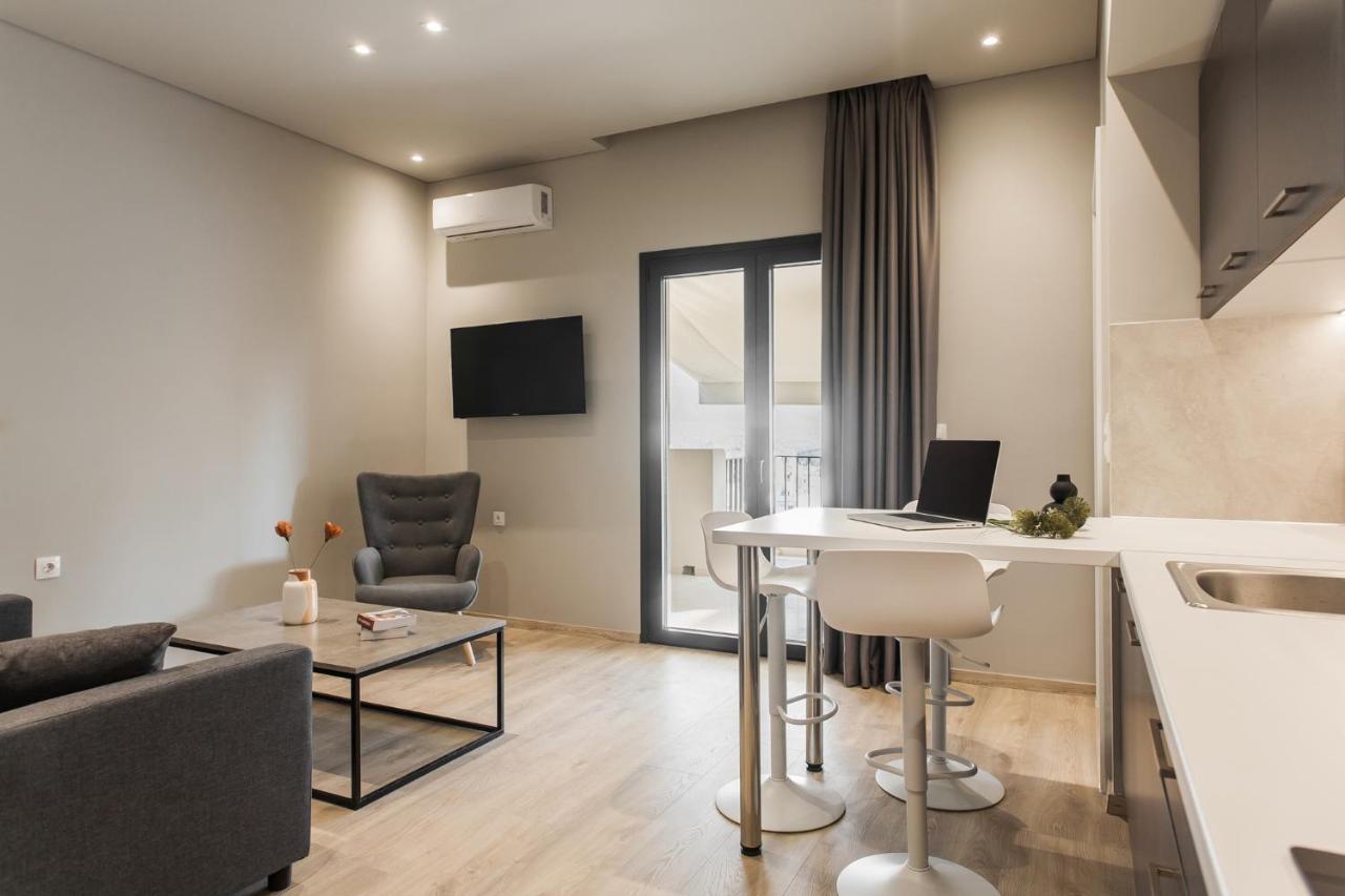 Wyz Aparthotel Piraeus