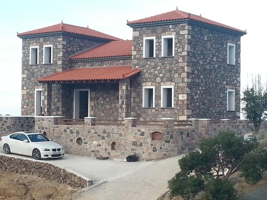 Molivos Castleview Luxury Mithymna
