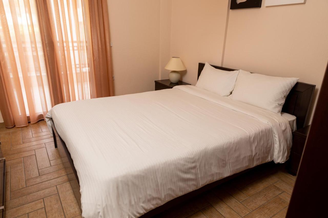 ευήλιον Aparthotel *