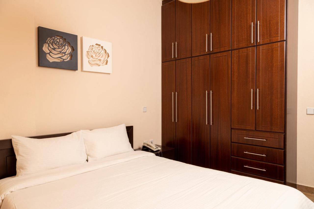 Aparthotel ευήλιον