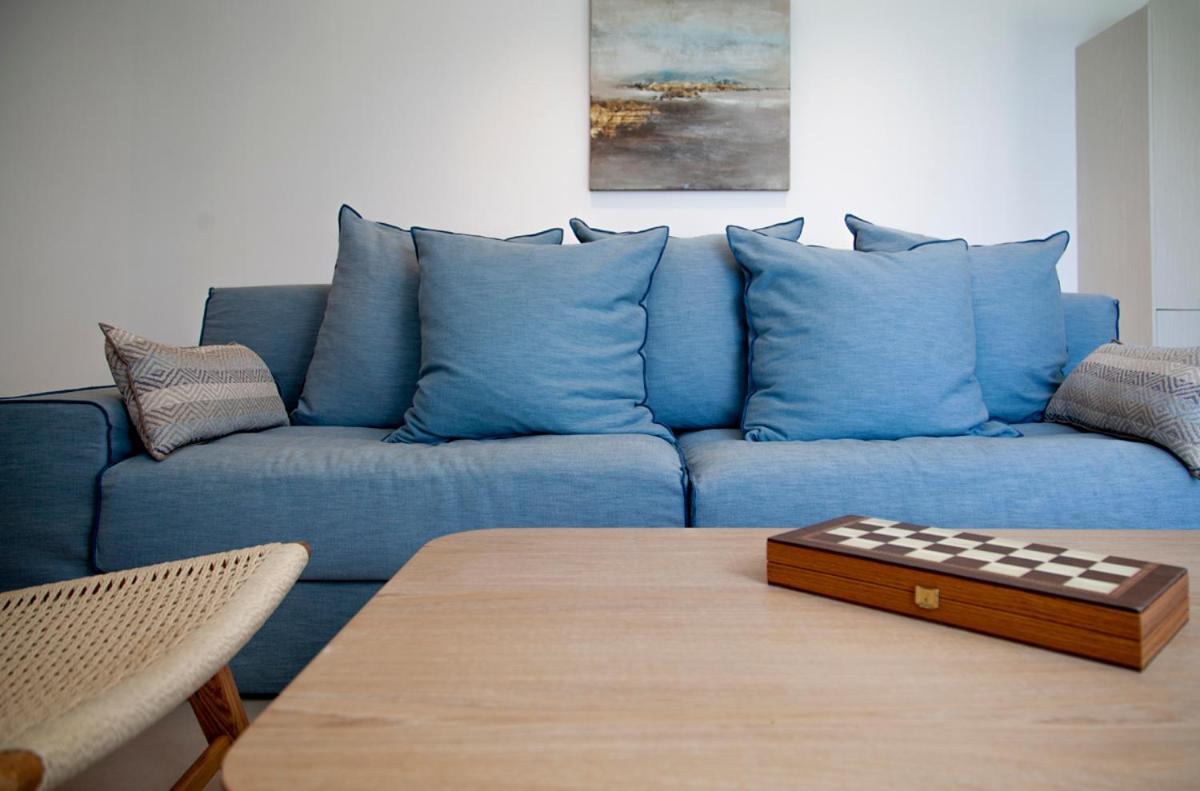 Blauw With Infinity Pool & Sea Views