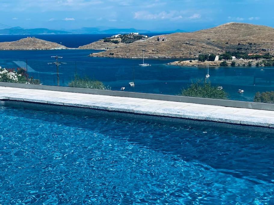 Villa Faros Kea With Private Pool And Stunning Views