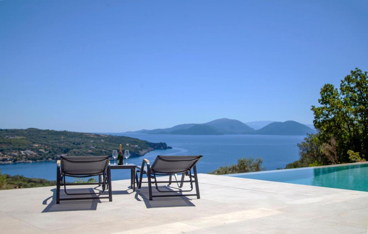 Blauw With Infinity Pool & Sea Views Apartment *