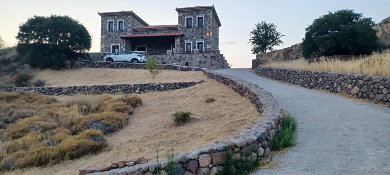 Molivos Castleview Luxury Villa *