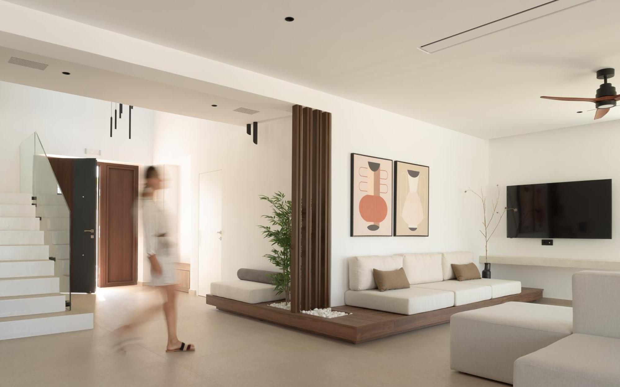 Asea Villa, Spectacular Right-on-the-beach Retreat, By Thinkvilla Villa Skaleta