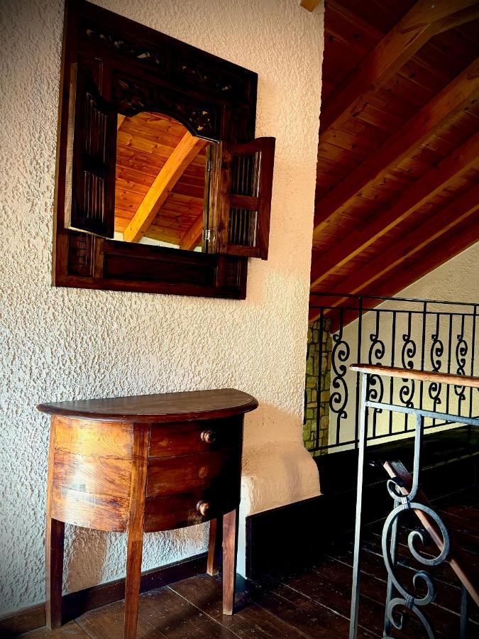 Aparthotel Muntenia And Kalavryta