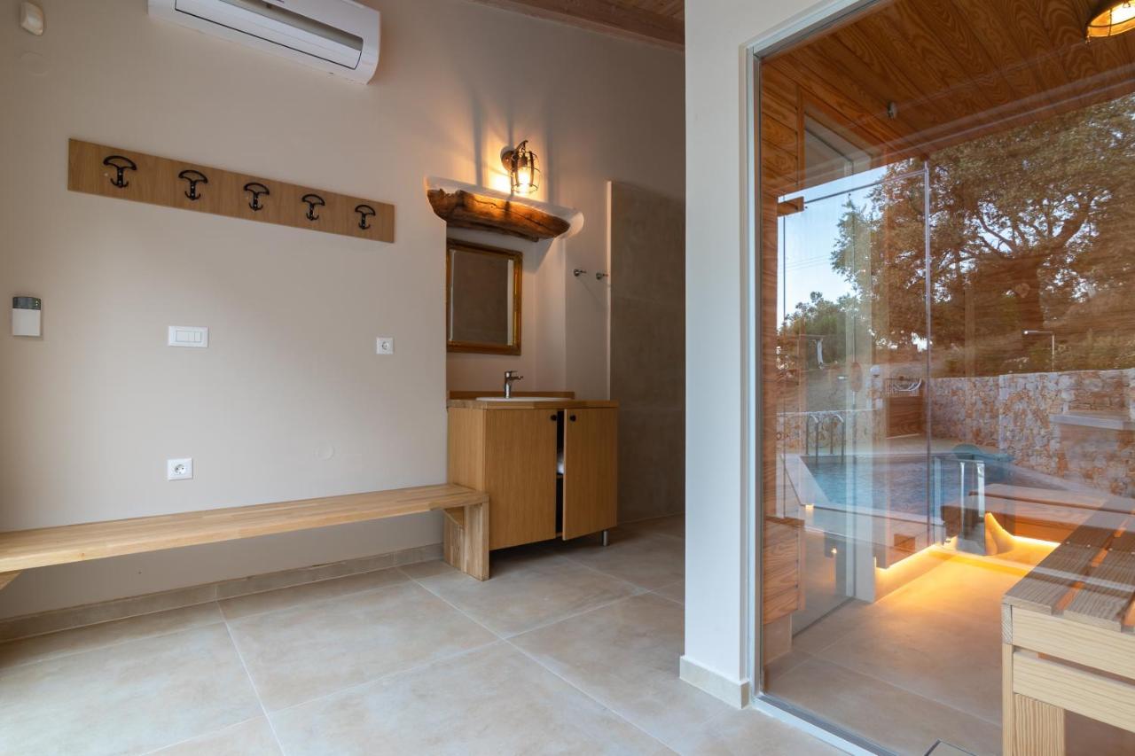 Alexandras's Mansion - Fragkia's House Villa Agia (Chania, Crete)