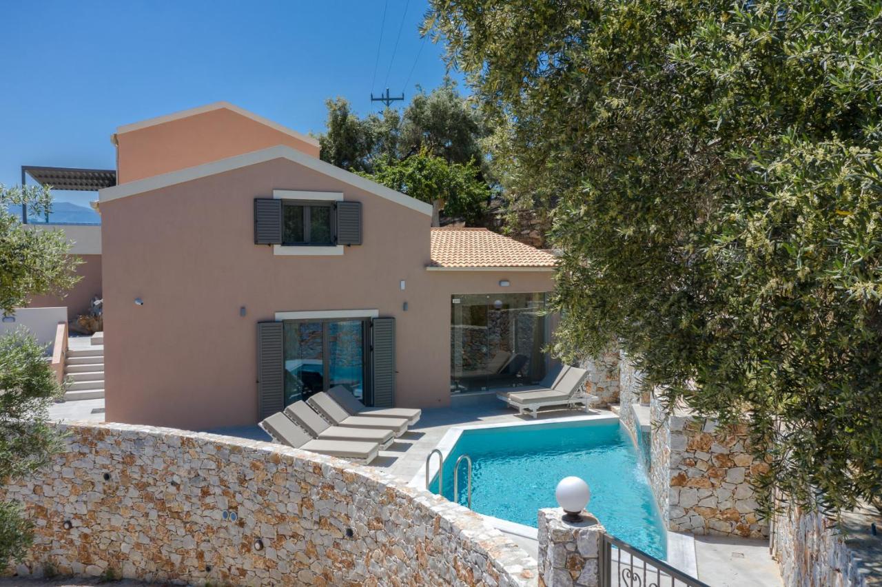 Alexandras's Mansion - Fragkia's House Villa