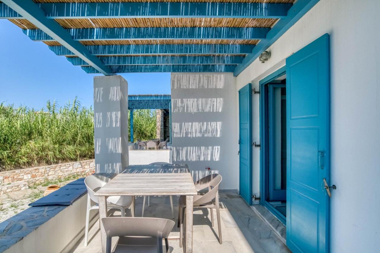G&k Blue House On Agia Anargyroi Beach, Holiday home *