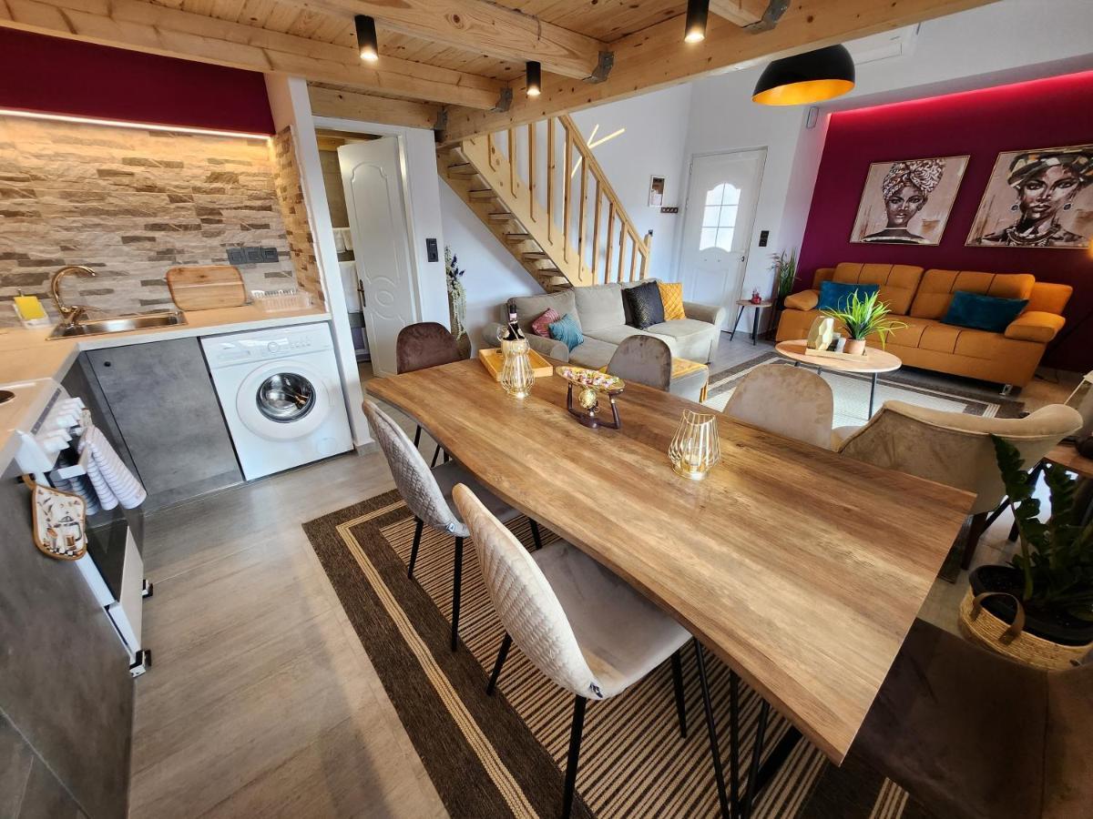 Luxury Loft Yiota Apartment