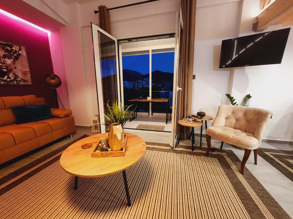 Luxury Loft Yiota Apartment
