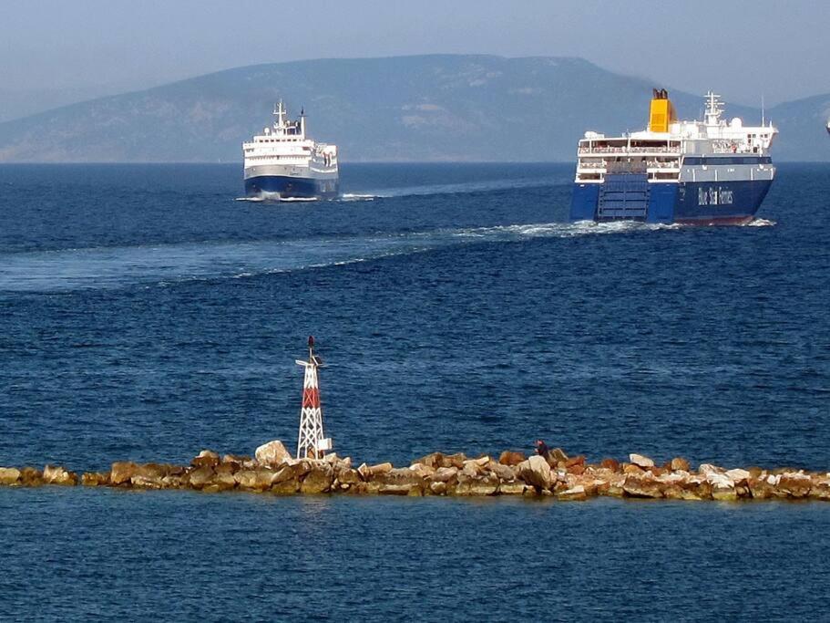 Sun-n-waves Holidaymakers Rafina (Attica)