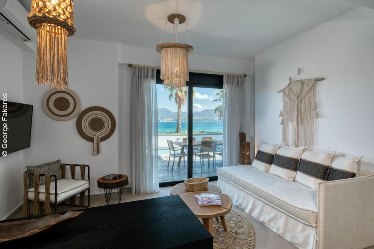 Dimitra's Paradise Villa *
