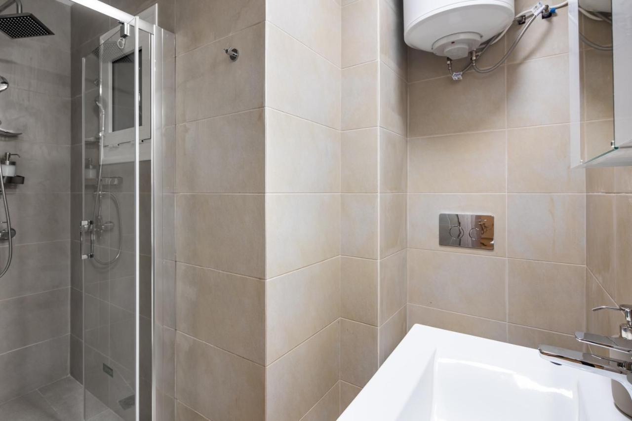 Theia 1-bedroom In Apartment