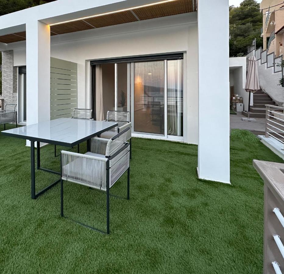Yolanda 3 - Leda - Luxury Family Apartment, Sea View Apartment Poros Town