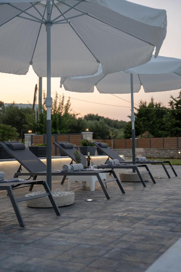 Nontas Ntina With Private Pool & Playground *
