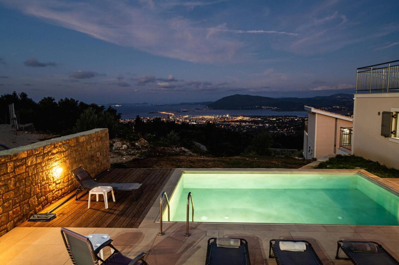 Villelia View 1 Villa