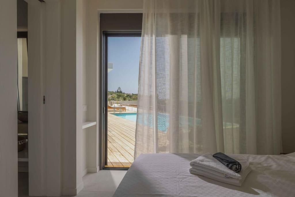 Villa Zaverda - Tranquil Haven: Luxury With Private Pool *