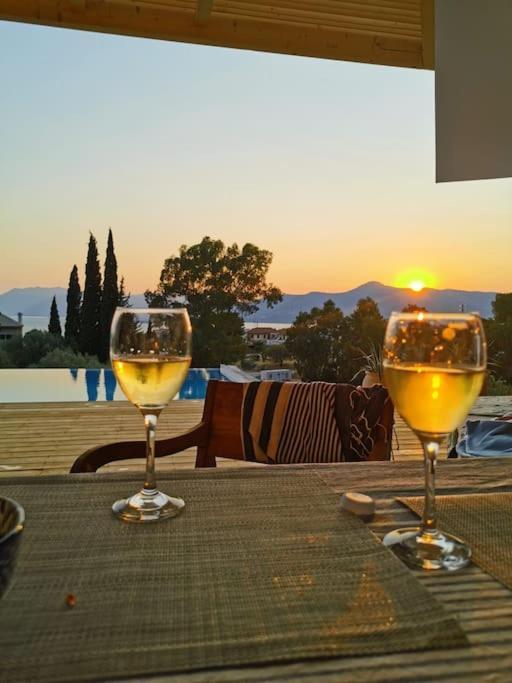 Villa Zaverda - Tranquil Haven: Luxury With Private Pool