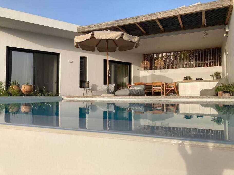 Zaverda - Tranquil Haven: Luxury With Private Pool Villa Palairos