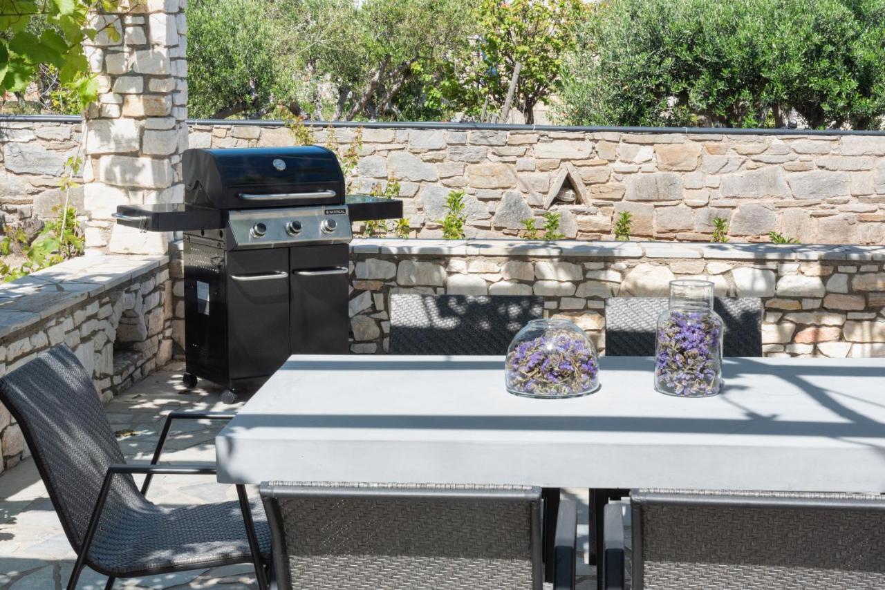 Navi B2 Brand New 2b/d In Naousa *