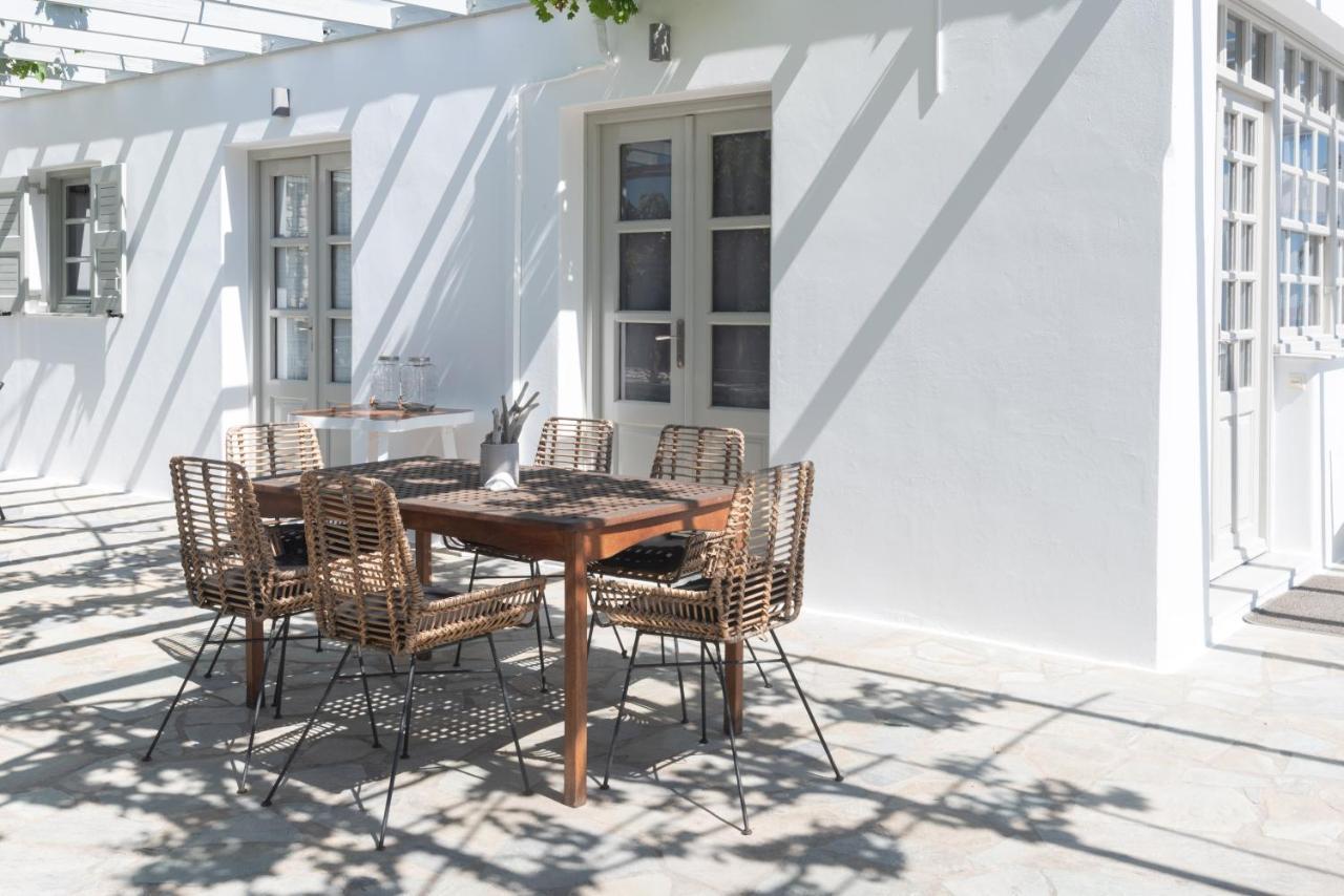 Navi B2 Brand New 2b/d In Naousa * Parikia (Paros)