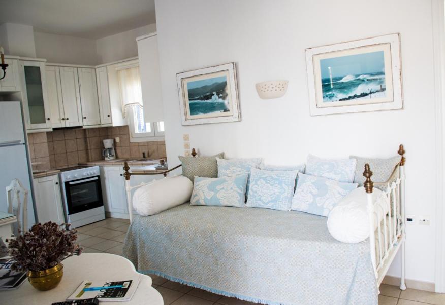 Exilze House Beachfront Holiday home