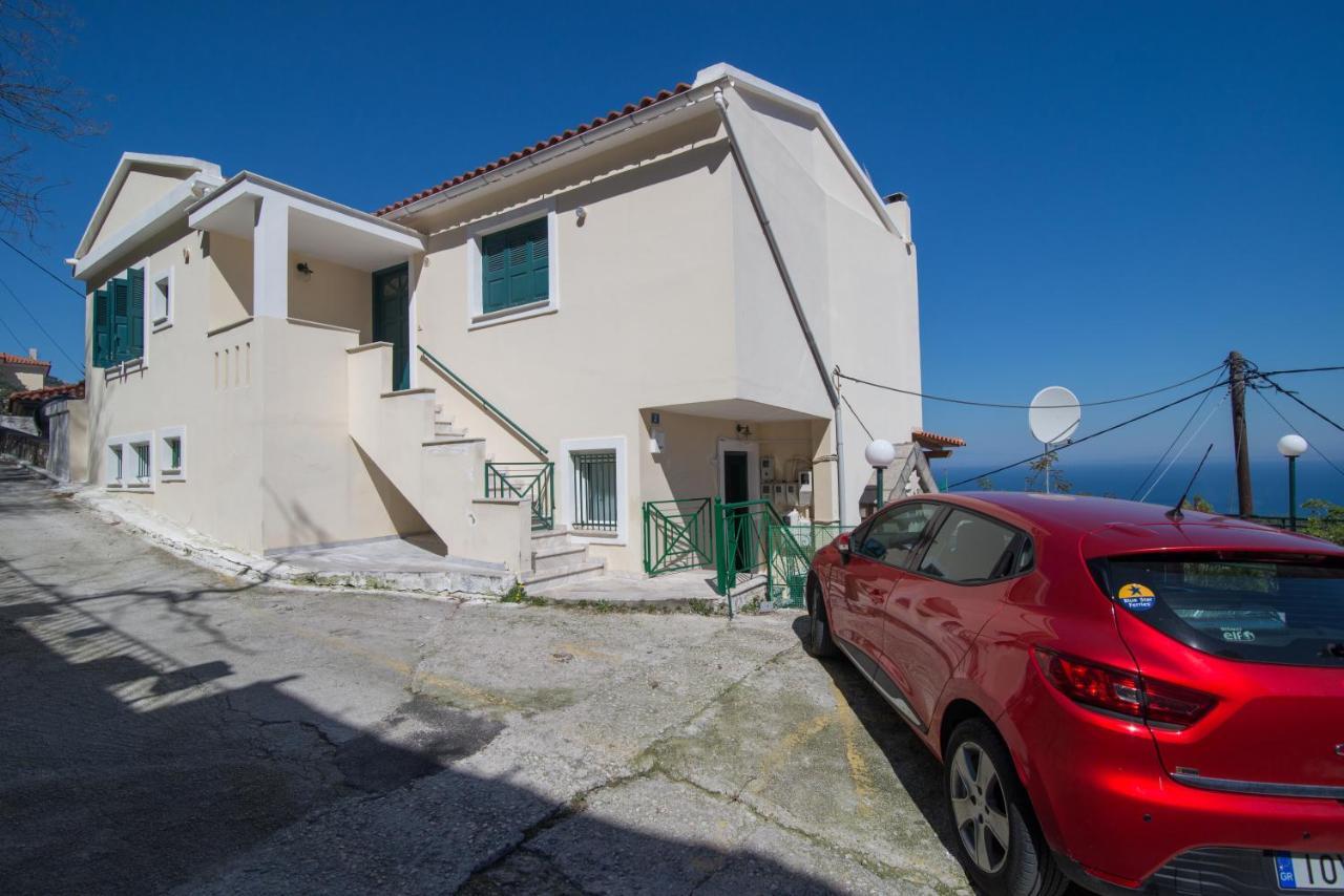 ταξιάρχες Apartment