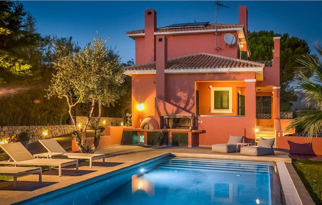 Superb Kefalonia Villa 4 Bedrooms Villa Froso Stunning Sea Views Sunny Roof Terrace Lakithras *