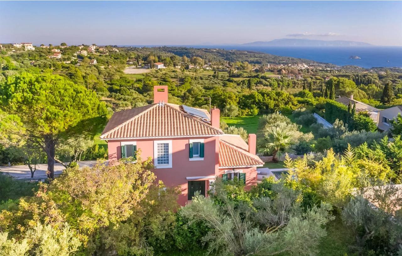 Superb Kefalonia Villa 4 Bedrooms Villa Froso Stunning Sea Views Sunny Roof Terrace Lakithras Villa *