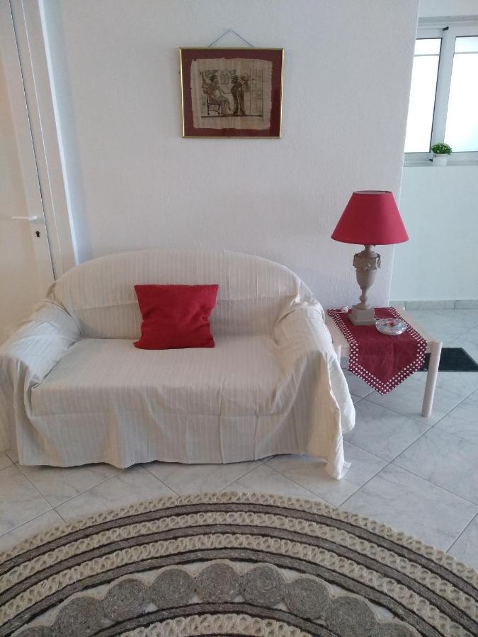 Potamos Apartment *