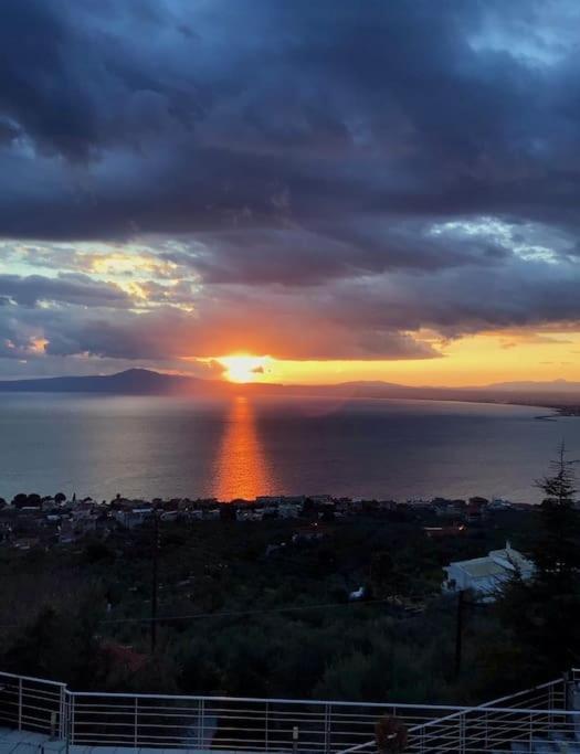 Marine's Lux Villa:golden Sunset Villa *